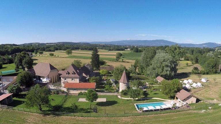 Les Villas Du Domaine De Suzel Vignieu Eksteriør billede