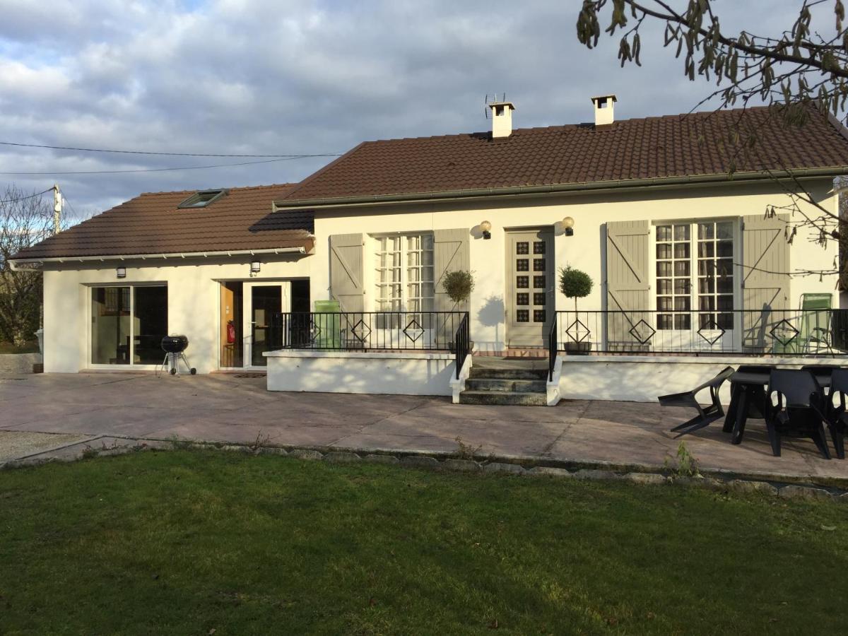 Les Villas Du Domaine De Suzel Vignieu Eksteriør billede