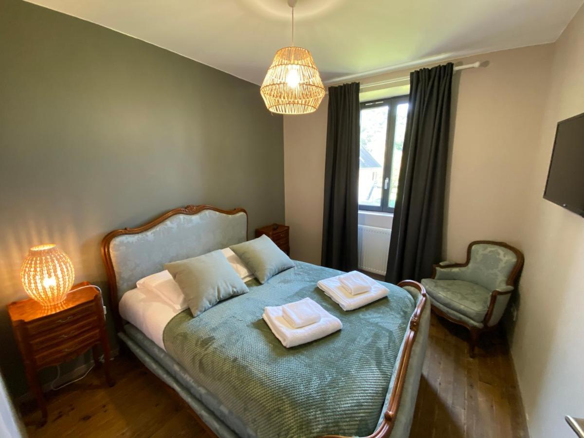 Les Villas Du Domaine De Suzel Vignieu Eksteriør billede