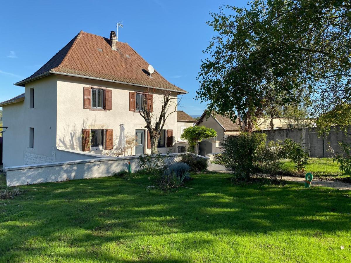 Les Villas Du Domaine De Suzel Vignieu Eksteriør billede
